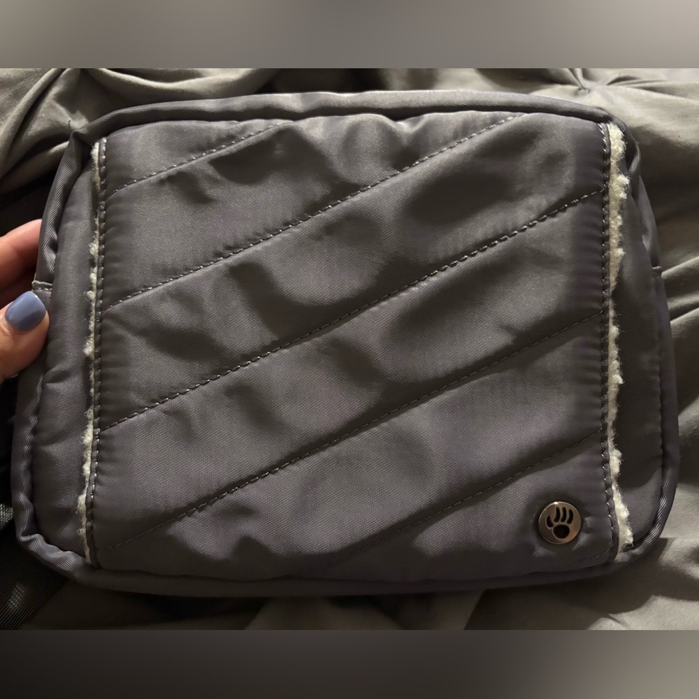 BearPaw Black Quilted Bag Crossbody/Belt Bag NWT